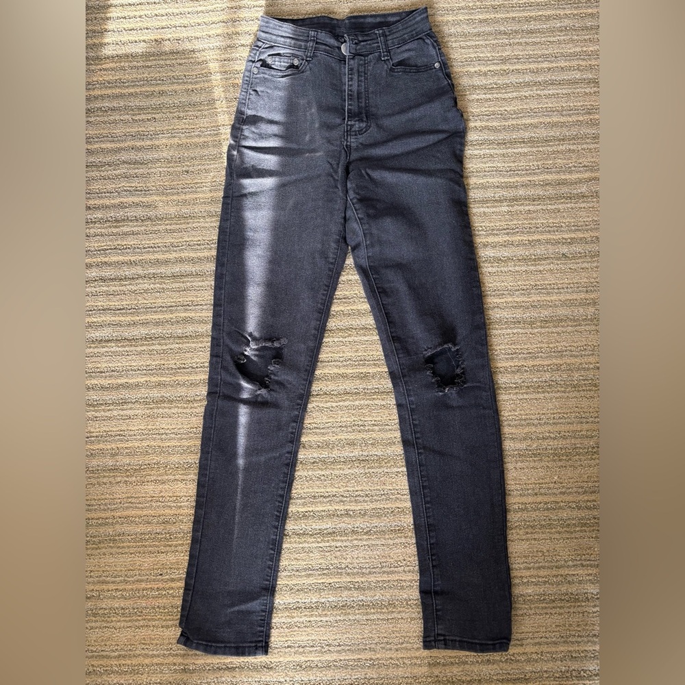 Black Distressed Jeans